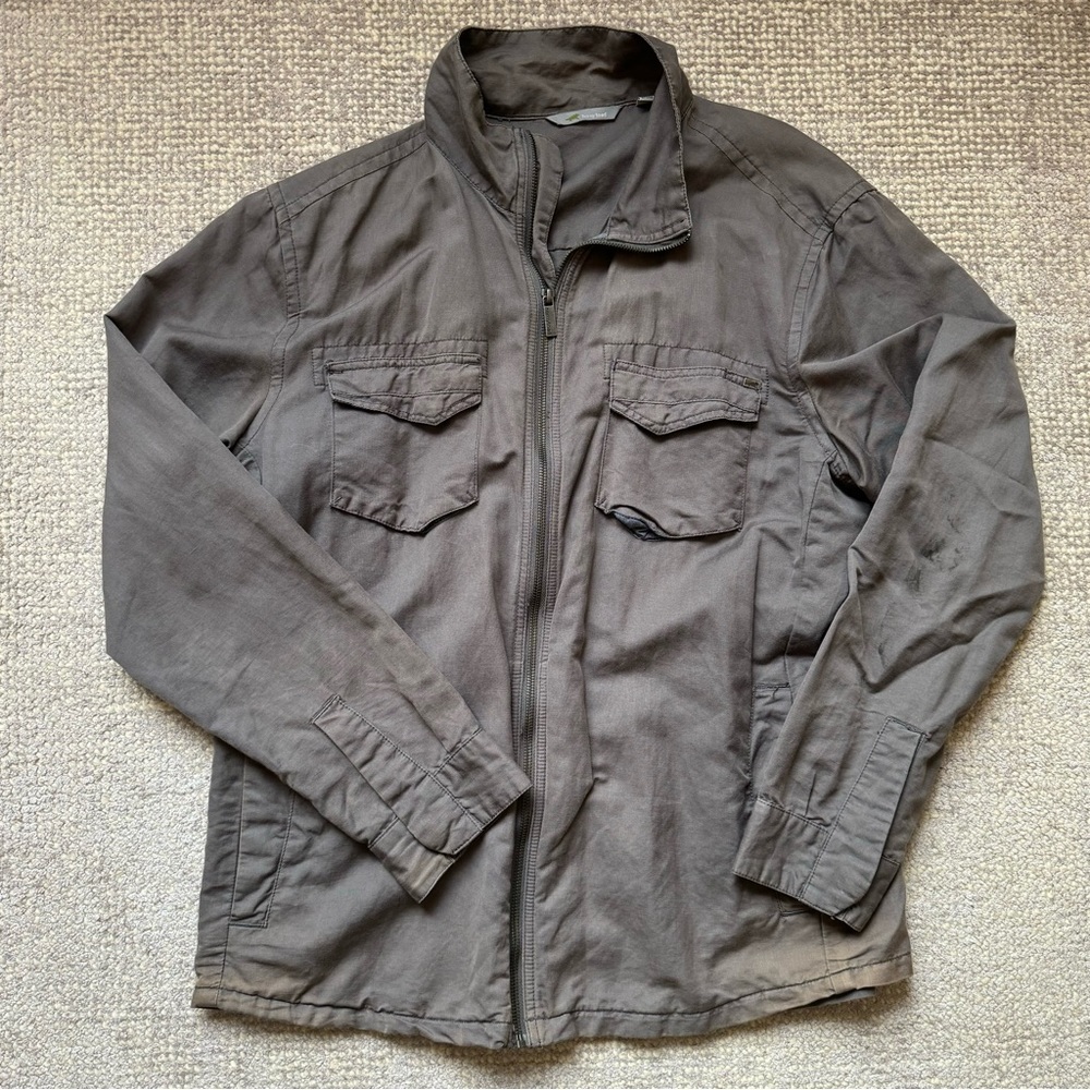 Lightweight, grey Horny Toad Men’s Jacket